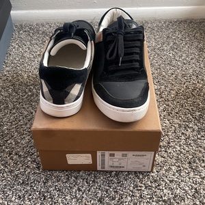 Burberry shoes